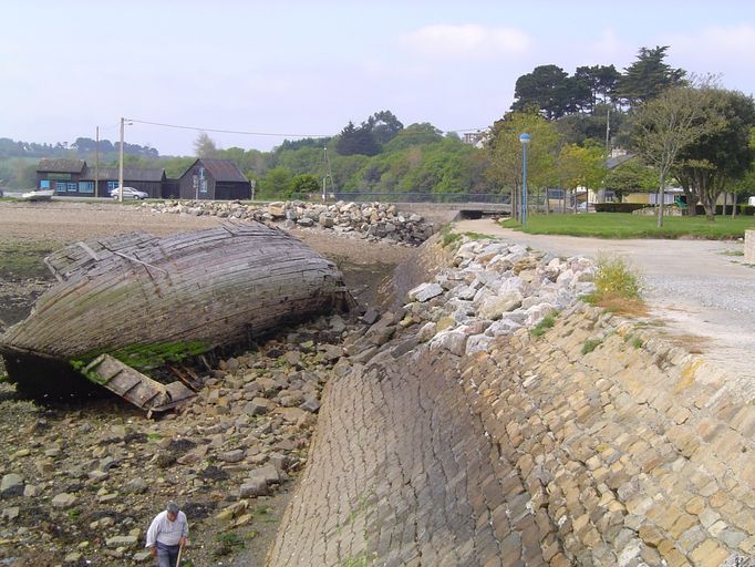 Quai portuaire du Fret (Crozon)