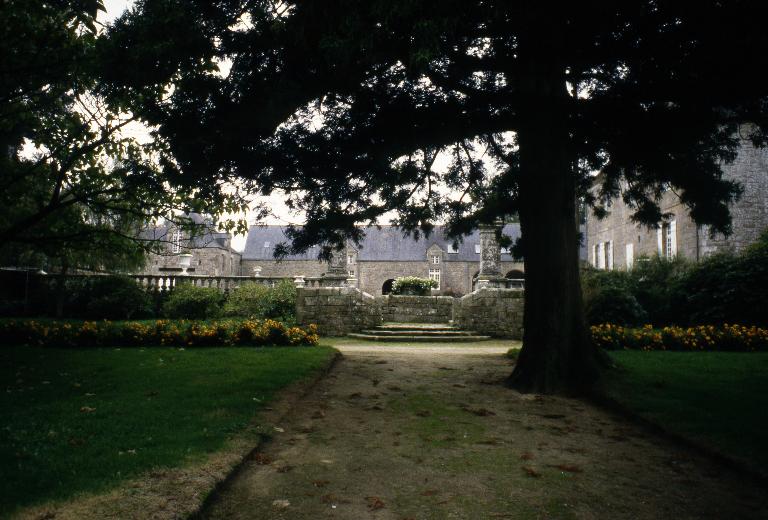 Château, Trégarantec (Mellionnec)