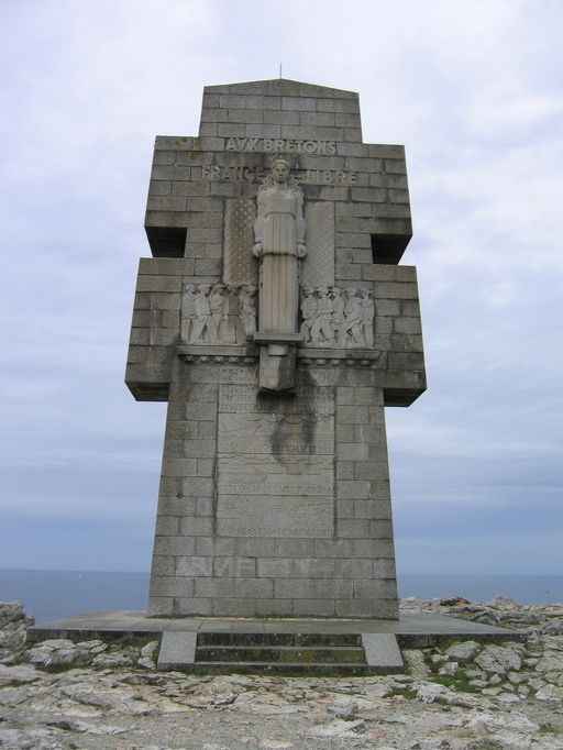 Monuments aux morts, Pen-Hir (Camaret-sur-Mer)