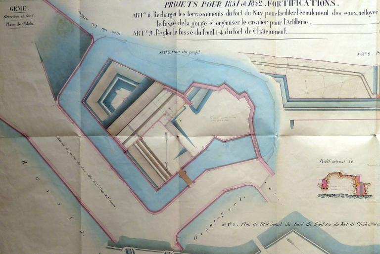 Extrait du plan des projets pour 1851 et 1852 : recharger les terrassements pour faciliter l'écoulement des eaux, nettoyer le fossé et organiser le cavalier pour l'artillerie