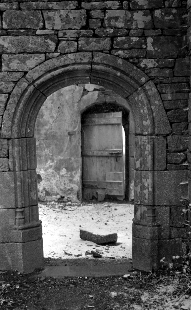 Chapelle Saint-Tho, Saint-Tho (Plouguernével)