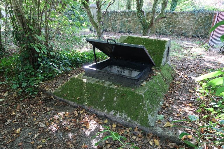 Bunker-abri-puits à câble téléphonique dit Kabelbrunnen, Le Cosquéric (Ploemeur)