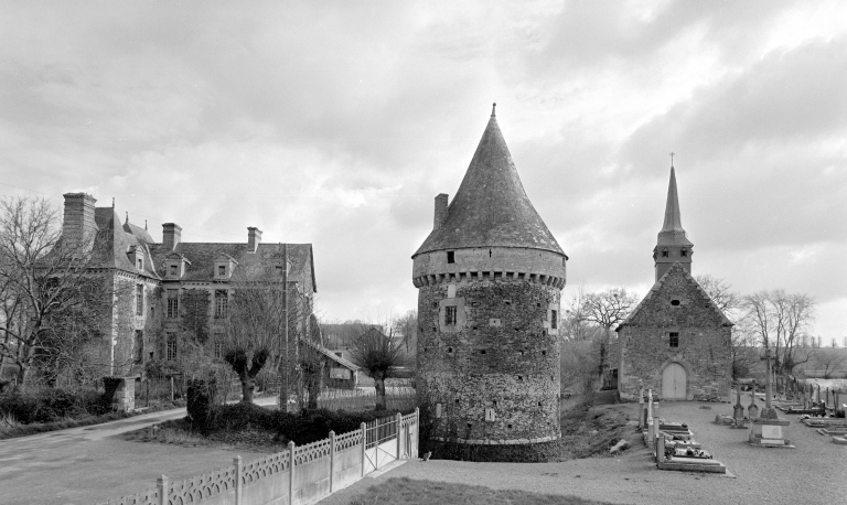 Eglise paroissiale Saint-Loup (Le Lou-du-Lac fusionnée en La Chapelle du Lou du Lac en 2016)