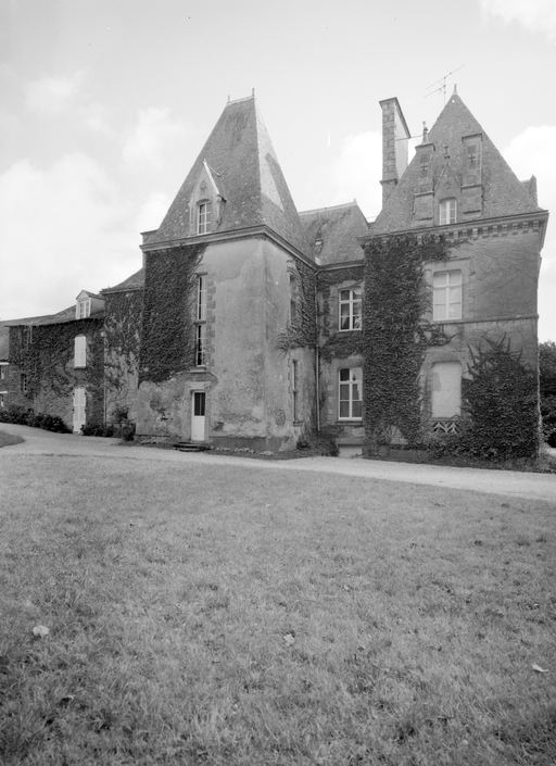 Château de Porcaro, près du Coteau (Porcaro)