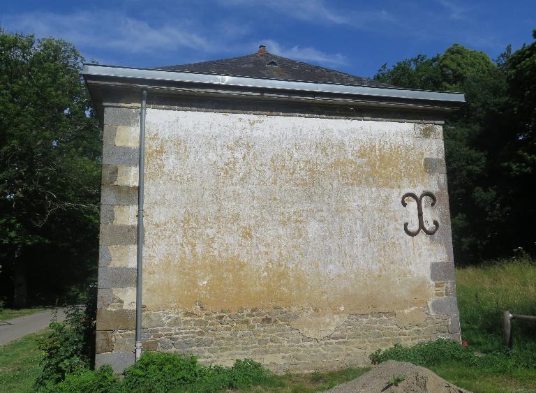 Canal d'Ille-et-Rance, Maison éclusière n°22, Malabrie (Bazouges-sous-Hédé fusionnée avec Hédé pour former la commune de Hédé-Bazouges en 2009)