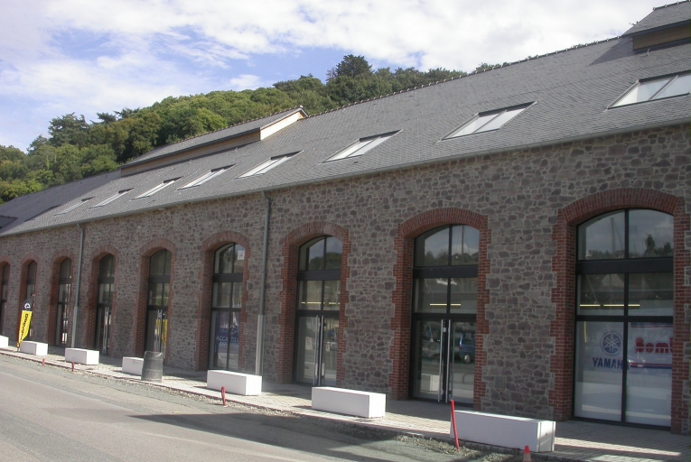 Usine de construction mécanique Rosengart, puis Chaffoteaux et Maury, actuellement magasins de commerce, quai Armez, port du Légué (Saint-Brieuc) TRAVAIL EN COURS