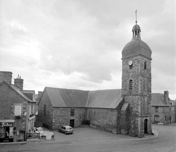 Prieuré de bénédictins, église paroissiale Saint-Jean (Coglès fusionnée en Les Portes du Coglais en 2017)