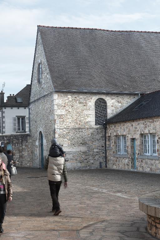 Ancien couvent des Capucins puis atelier de tissage, 2, 4 rue des Capucins ; rue de la Fontaine-Blanche (Landerneau)