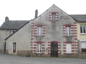Maison, Bazouges-sous-Hédé, voie communale numéro 7 (Bazouges-sous-Hédé fusionnée avec Hédé pour former la commune de Hédé-Bazouges en 2009)