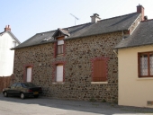 Maison, 33 rue du Chemin Horain (Hédé fusionnée avec Bazouges-sous-Hédé pour former la commune de Hédé-Bazouges en 2009)