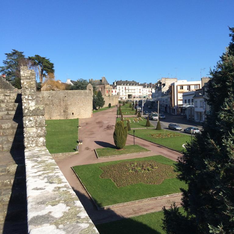 Enceinte urbaine, Ville-Close (Hennebont)