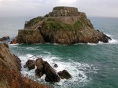 Les forts et tours d'artillerie