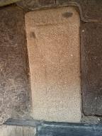 Dalle funéraire, église dite Chapelle Saint-Nicolas, le Binio (Augan)