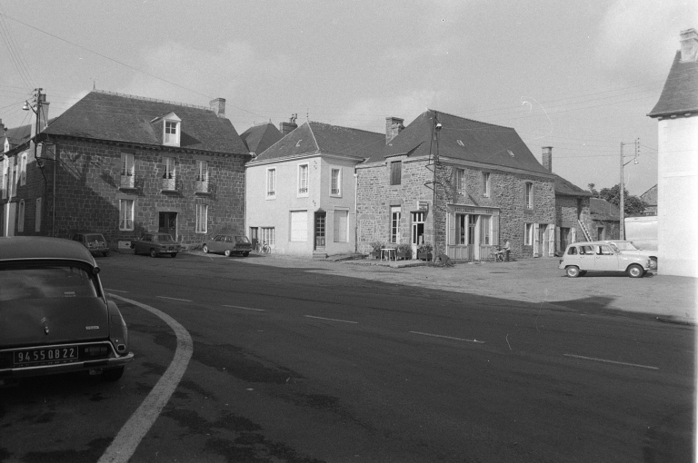 Place de la Mairie (Hédé)