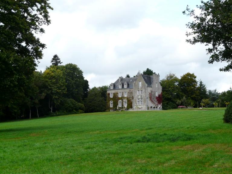 Château de Lanroz ou de Lanrose (Quimper)