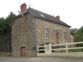 Maison, Bazouges-sous-Hédé, voie communale numéro 7 (Bazouges-sous-Hédé fusionnée avec Hédé pour former la commune de Hédé-Bazouges en 2009)