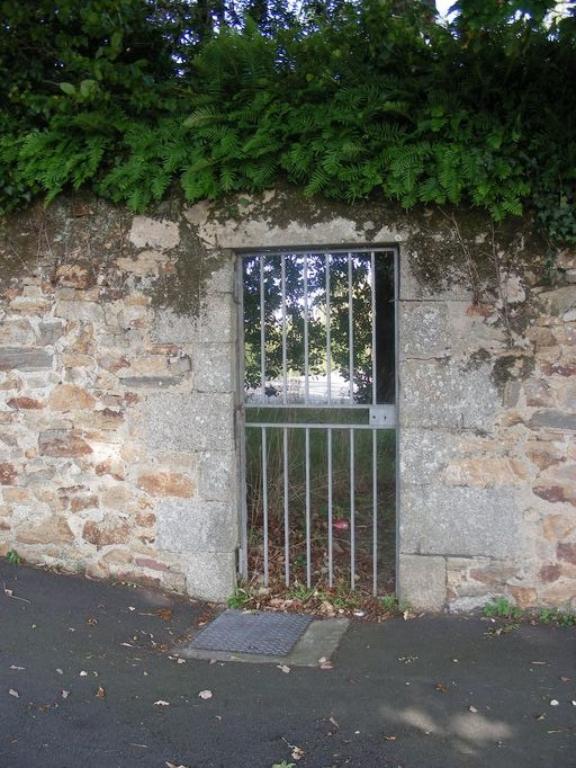 Château de Limoges, puis clinique du Parc, rue Monseigneur Tréhiou, Limoges (Vannes)