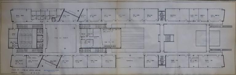 Lycée Sévigné, 2, rue de la Chalotais (Cesson-Sévigné)