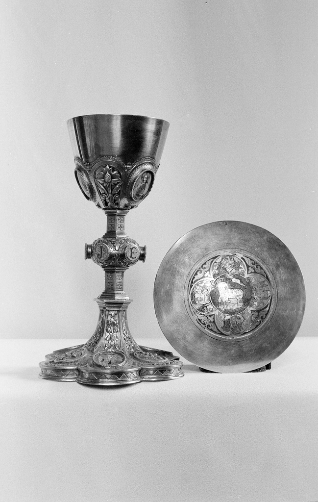 Calice et patène n°4, église paroissiale Notre-Dame (Plévin)