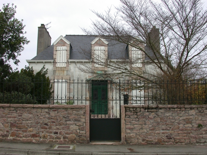 Maison dite les Tamaris, 11 rue De Gaulle (Erquy)