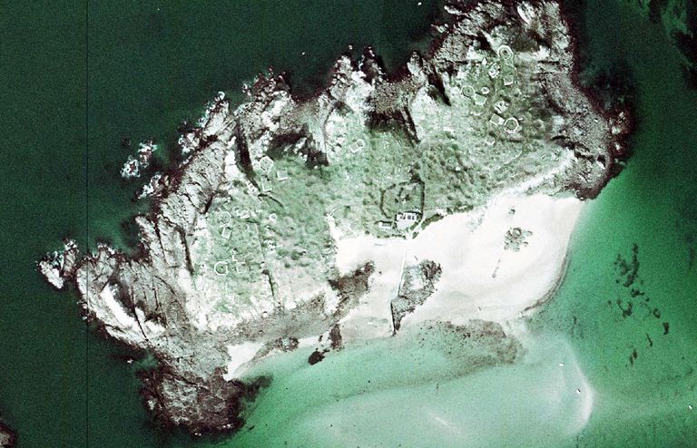Batterie d'artillerie de côte et ensemble fortifié de l'Île de Cézembre (Stützpunkt Ostwall Ra 277) (Saint-Malo)