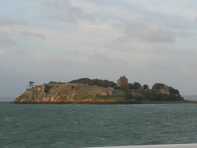Lazaret de l'Île Trébéron, devenu sanatorium, Roscanvel (Crozon)