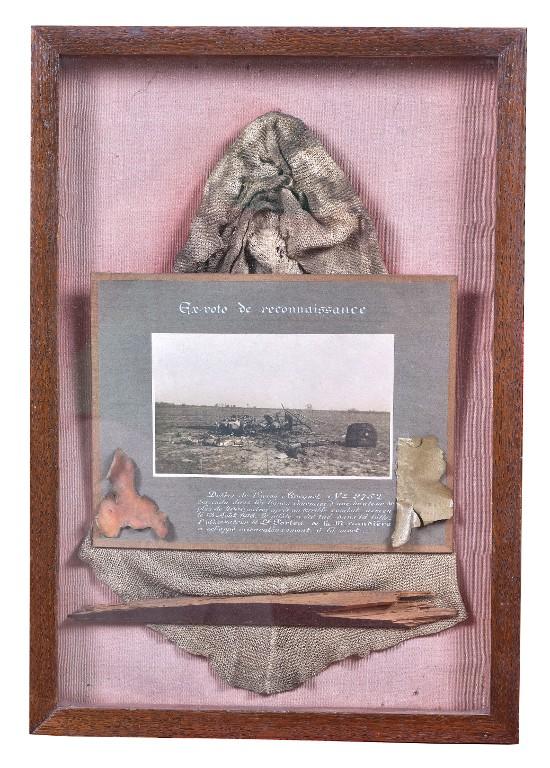 Ex-voto d'aviateur, chapelle Notre-Dame-de-la-Peinière (Saint-Didier)