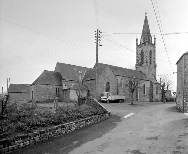 Eglise paroissiale Saint-Samson (La Fontenelle fusionnée en Val-Couesnon en 2019)