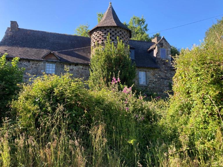 Manoir, 3 rue du Manoir (Quelneuc fusionnée en Carentoir en 2017)