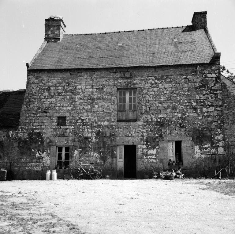 Les maisons et fermes sur la commune de Le sourn