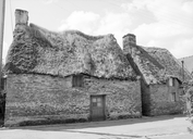 Maison, rue de Pontorson (Noyal-Pontivy)