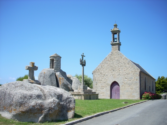 Chapelle-Pol, rue Streat Porzh Pol (Brignogan-plages fusionnée en Plounéour-Brignogan-plages en 2017)