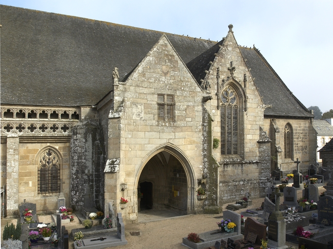 Enclos paroissiale et église Saint-Jean-Baptiste (Saint-Jean-du-Doigt)
