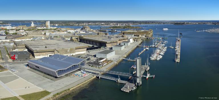 Base de sous-marins de Keroman puis Le Port de Lorient La Base (Lorient)