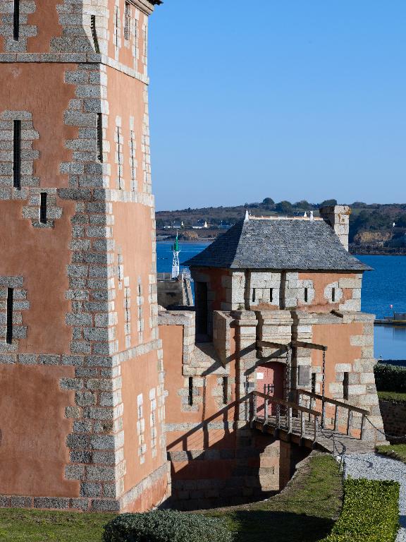 Présentation de l'opération : Inventaire des héritages militaires en Bretagne (étude en cours)