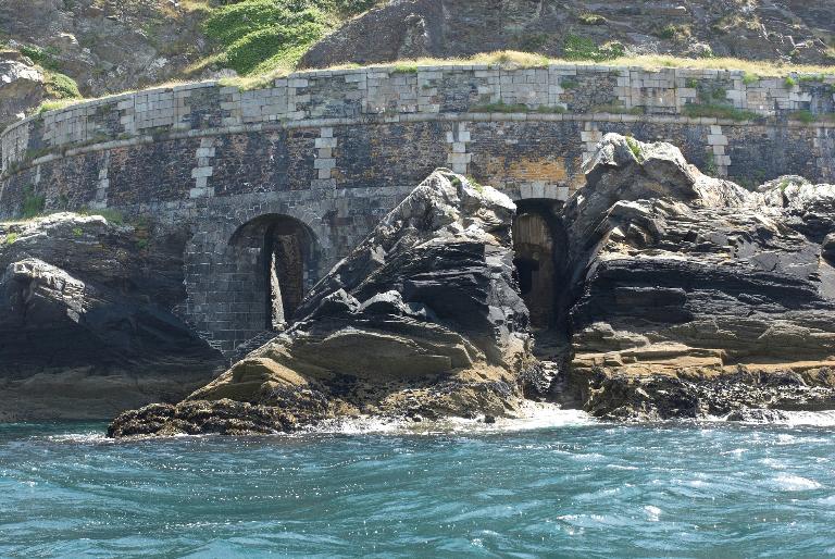 Batterie d'artillerie casematée de 32 cm de Cornouaille, Pointe de Cornouaille (Roscanvel)
