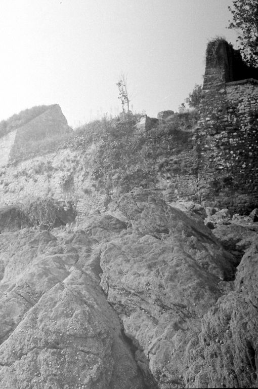 Retranchements et fortifications extra-urbaines dites lignes de Quélern (Cr 36-39), Quélern (Roscanvel)