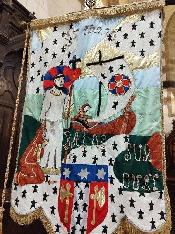 Bannière de procession : saint Méen (Bains-sur-Oust)