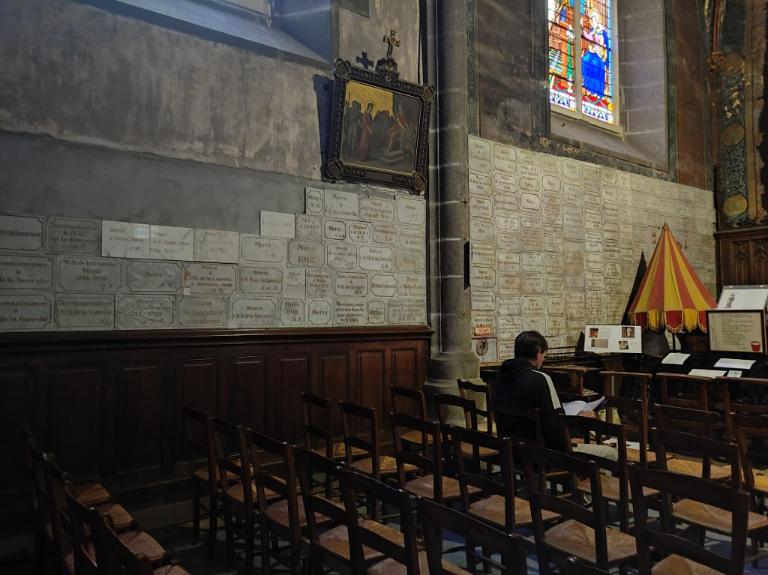 Ensemble d'ex-voto, basilique Notre-Dame-de-La-Guerche (La Guerche-de-Bretagne)