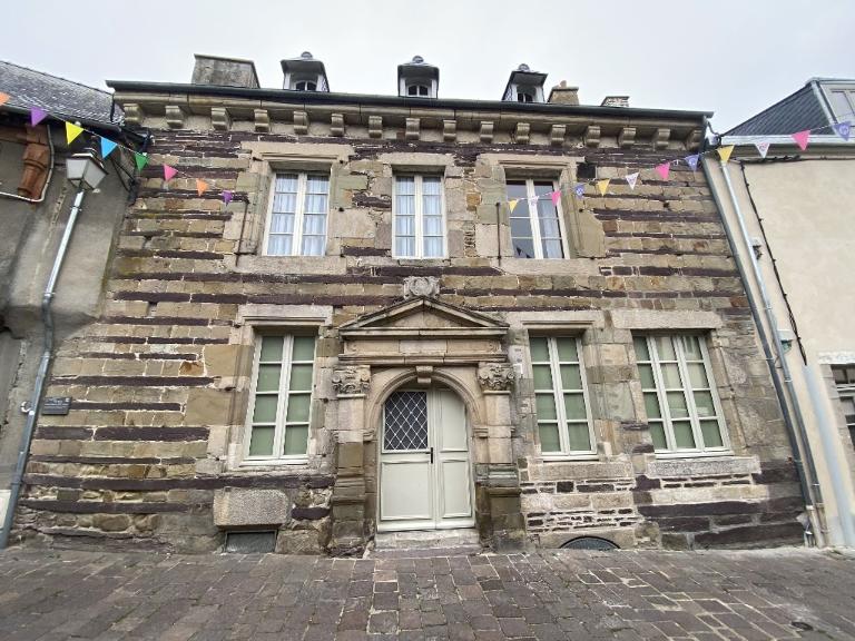 Maison, 7 rue des Francs-Bourgeois (Ploërmel)