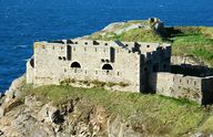 Corps de garde crénelé, L'îlette, Presqu'île de Kermorvan (Le Conquet)