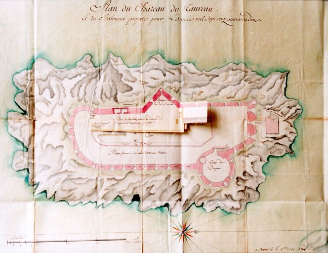 Fort dit château du Taureau (Plouézoch)