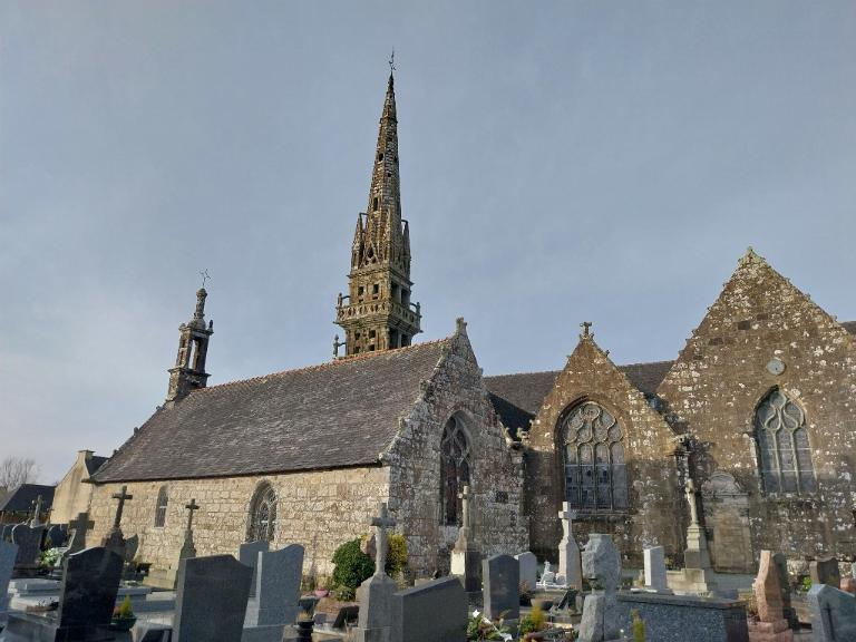 Enclos paroissial et église Sainte-Nonne et Saint-Divy (Dirinon)