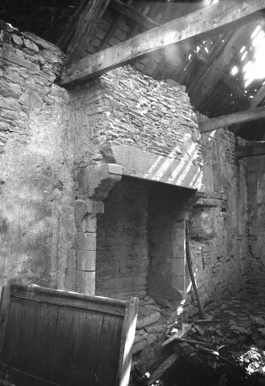 Manoir dit aussi ferme du gros chêne, la Villeneuve ; Coet Er fau (Pontivy)