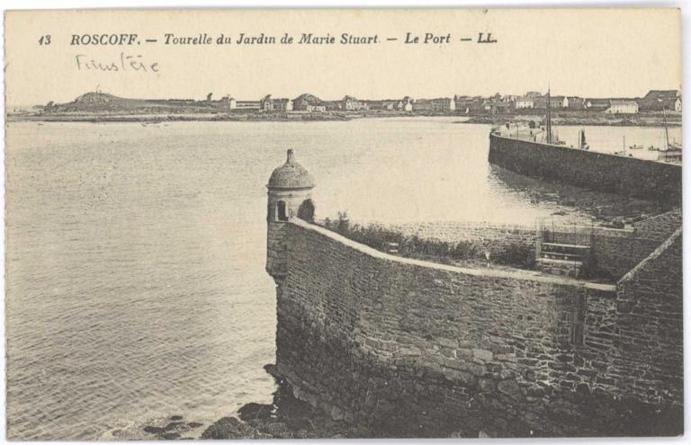 Le vieux quai, dit quai Tristan Corbière (Roscoff)