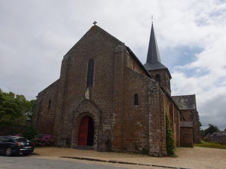 Prieuré de bénédictins, église paroissiale Notre-Dame, place de l'église (Hédé-Bazouges)