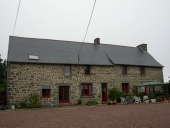 Ferme, Bazouges-sous-Hédé, Bringnerault (Bazouges-sous-Hédé fusionnée avec Hédé pour former la commune de Hédé-Bazouges en 2009)