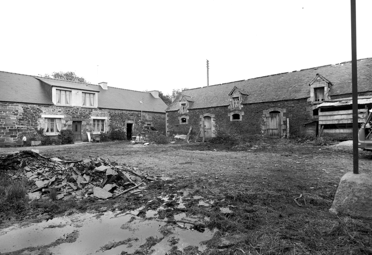 Maison, Keryergars (Paule)