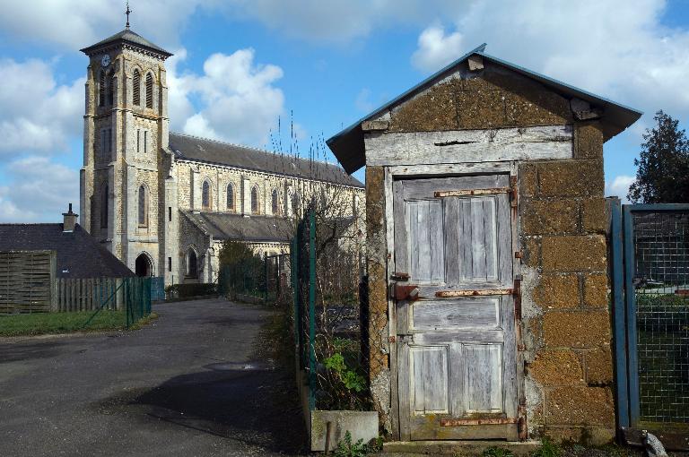 Eglise paroissiale Saint-Ouen (Saint-Ouen-la-Rouërie fusionnée en Val-Couesnon en 2019)