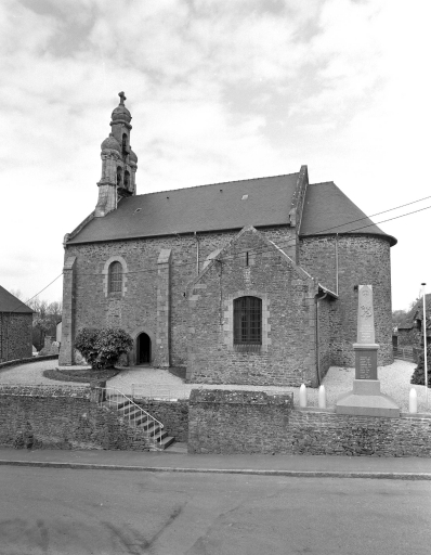Église paroissiale Saint-Etienne (Tressé fusionnée en Mesnil-Roc'h en 2019)
